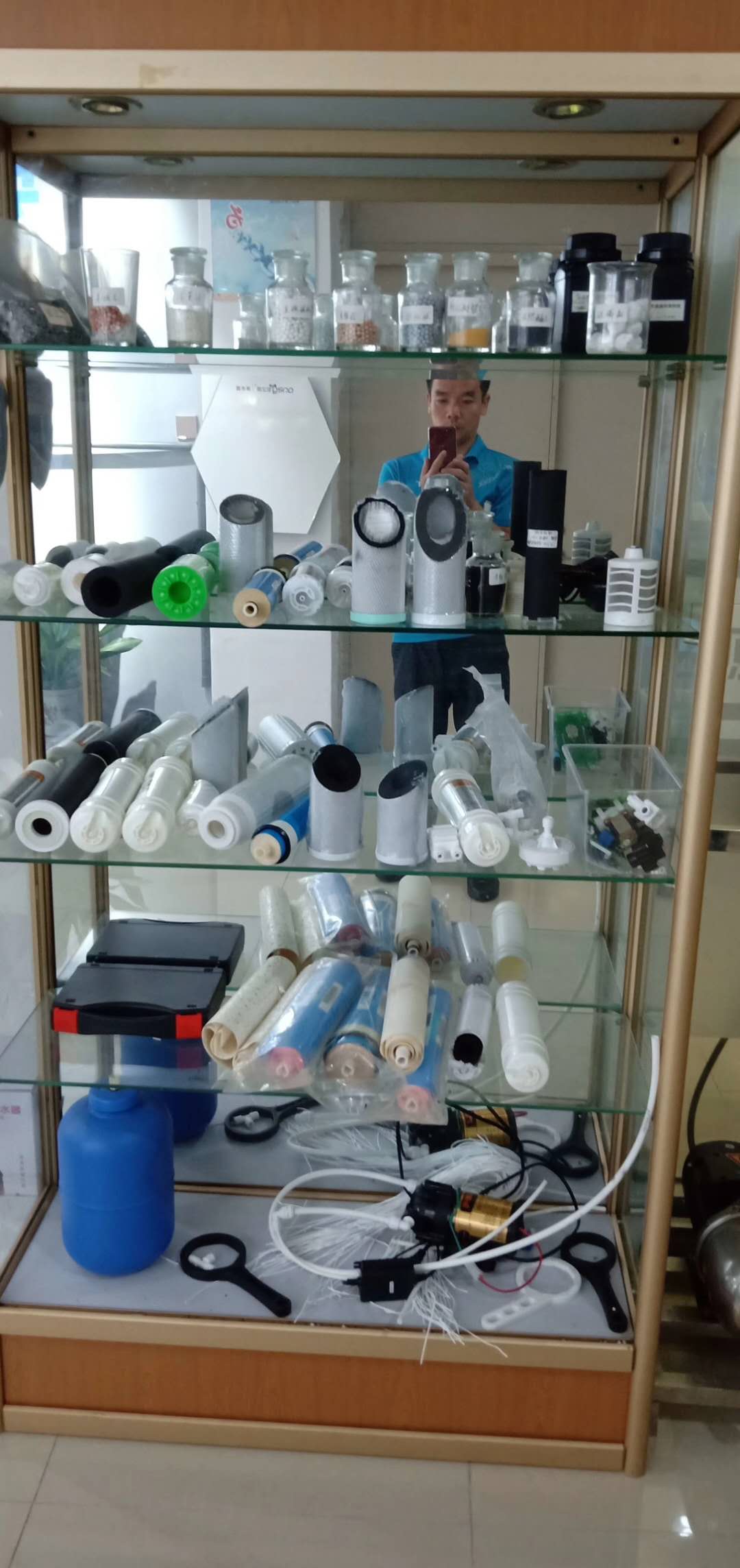 湖南灶燃氣,熱水器,煙機,電熱水器,消毒柜,環保灶,億翔龍集團，湖南廚具,廚房用品
