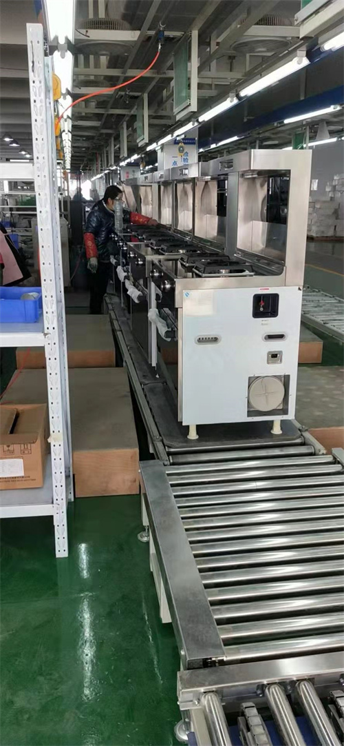 國內灶燃氣,熱水器,煙機,電熱水器,消毒柜,環保灶,億翔龍集團,國內廚具,廚房用品,帥運來,智榮好太太
